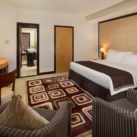 Savoy Suites Hotel Apartment - Dubai-2