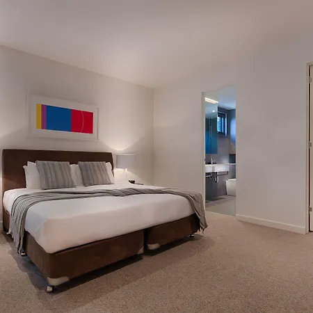 Caroline Serviced Apartments Brighton-2
