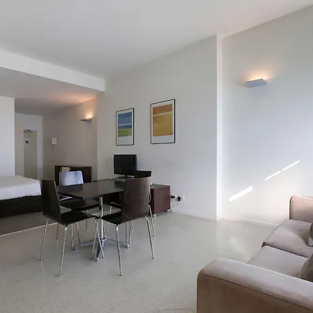 Plum Serviced Apartments North Melbourne-3