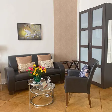Boutique Hotel Mittendrin Berlin-3