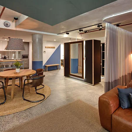 Zara Tower - Luxury Suites And Apartments-2