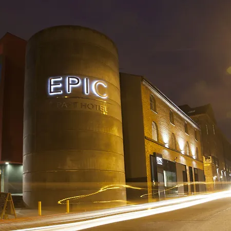 Epic Seel Street Apartments - Liverpool City Centre-3