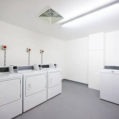 Staycity Aparthotels London Greenwich High Road-3