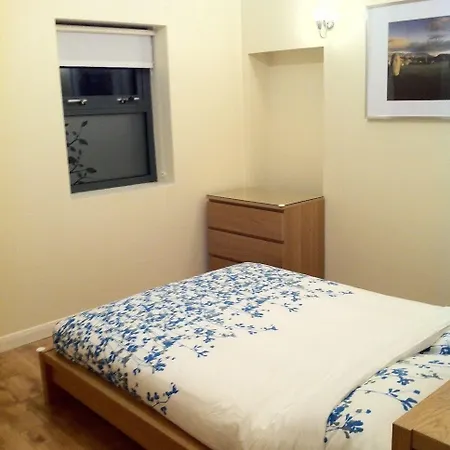 Lyall Apartment Hotel-3