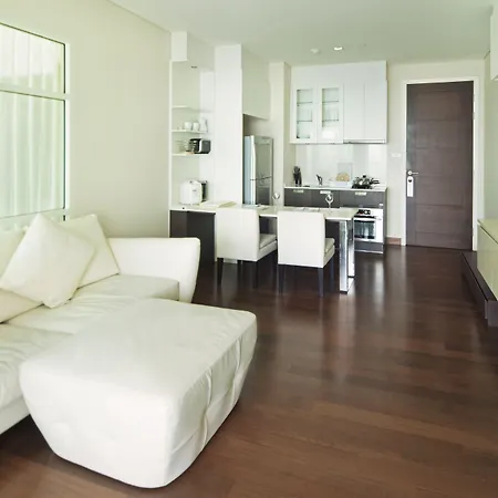 Ivy Thonglor 55-3