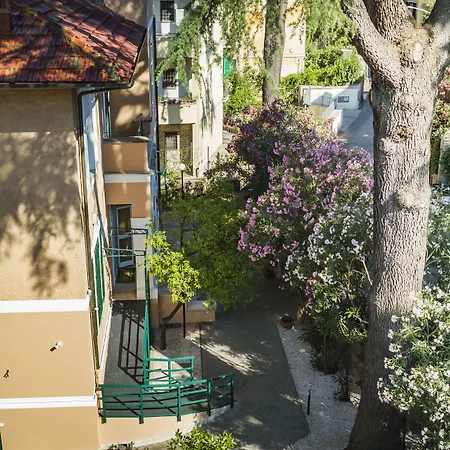 Villa Aurora-2