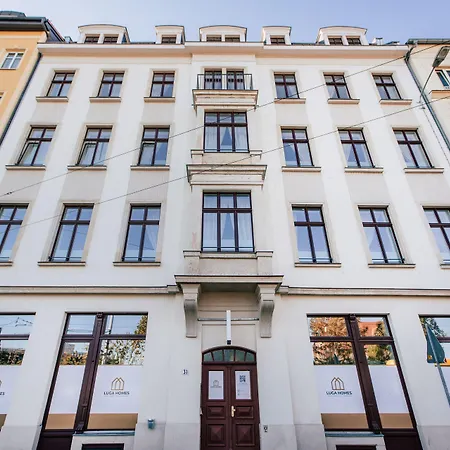 Luga Homes - Stadthaus-2