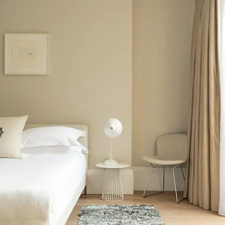 56 Welbeck Street-2
