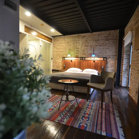 Uenver Galata Apart-2