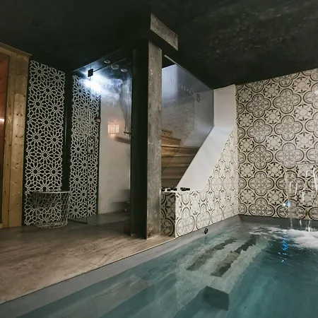 Castello Prime Suites-3