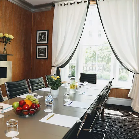 12 London Street Apartments-2