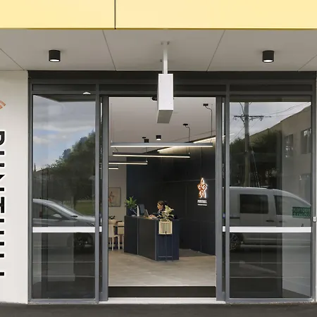 Punthill Essendon North-2