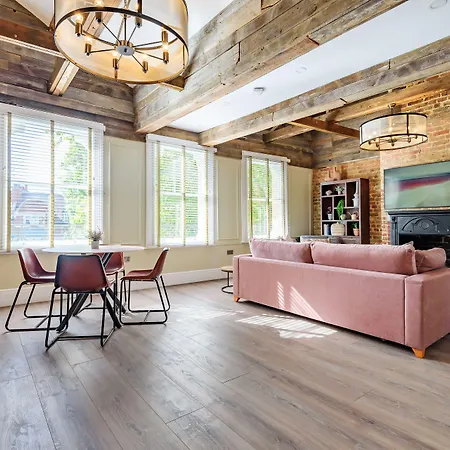 Oak & Poppy Apartments-2