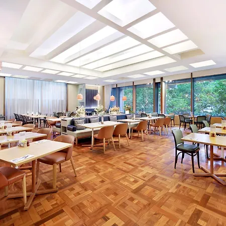 The York By Swiss-Belhotel-2