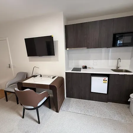Sixty Two On Grey Serviced Apartments-2