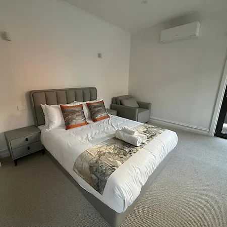 Sixty Two On Grey Serviced Apartments-2