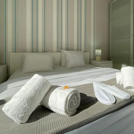 Corvin Center Suites-2