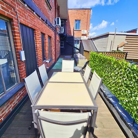 Liv Mtl Soho Spacious Rooftop Suites For Groups Near Downtown Montreal-2