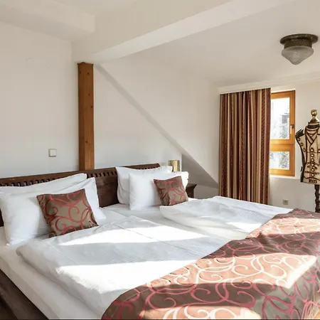 The Gate Garden Hotel-2