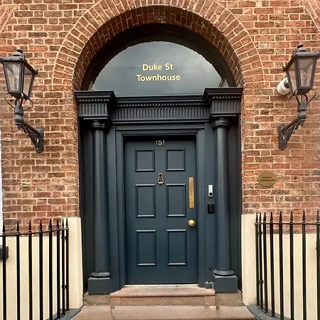 Epic Duke Street Townhouse, City Centre Apartments-3