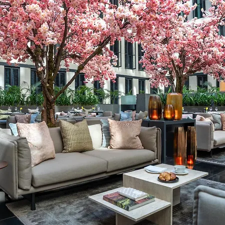 Grosvenor House Suites-2
