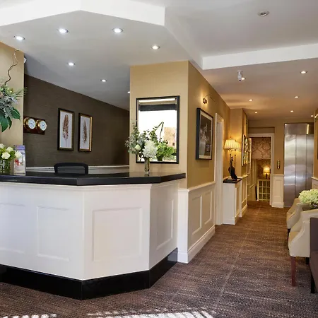 Collingham Serviced Apartments-3