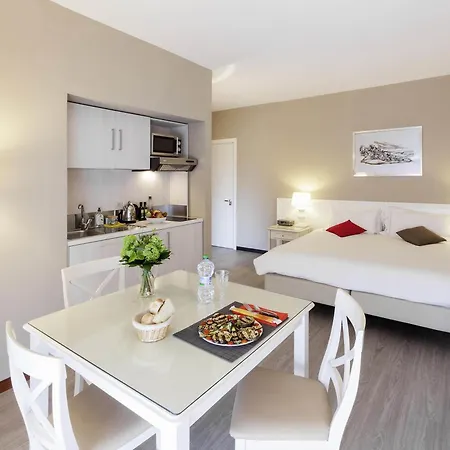 Aparthotel Adagio Rome Vatican-3