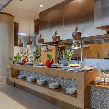 Swissotel Living Al Ghurair Centre Dubai-Apartments-3
