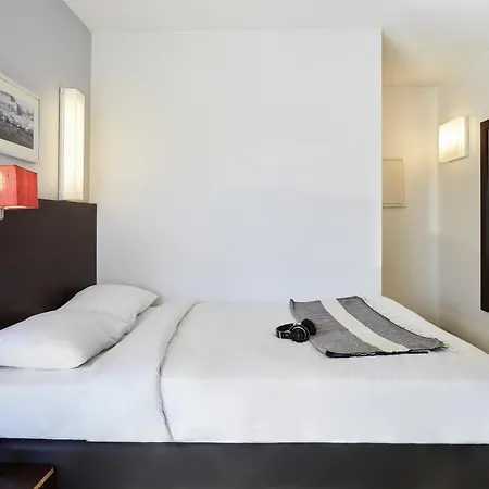 Aparthotel Adagio Access Paris Bastille-3