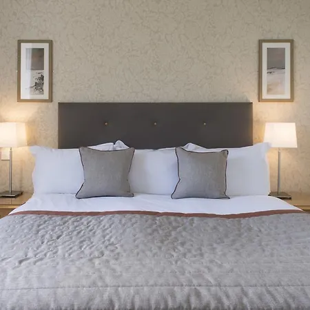 Fountain Court Apartments - Royal Garden-2