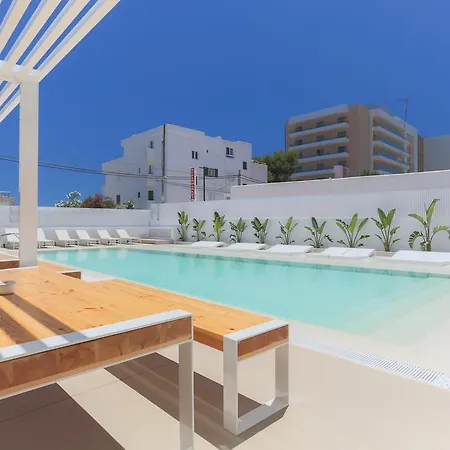 White Apartments - Adults Only-3