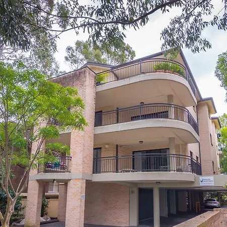 Parkside Apartments Parramatta-2