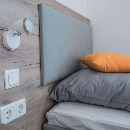 Firstsleep Boardinghouse Griesfeldstrasse Muenchen-2