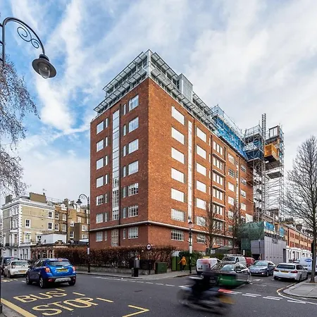 Roland House-3