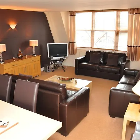 Park Lane City Apartments-2