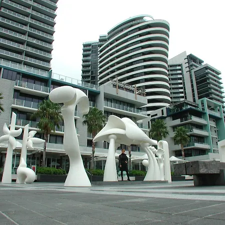Docklands Private Collection - City Harbour Apartments-3