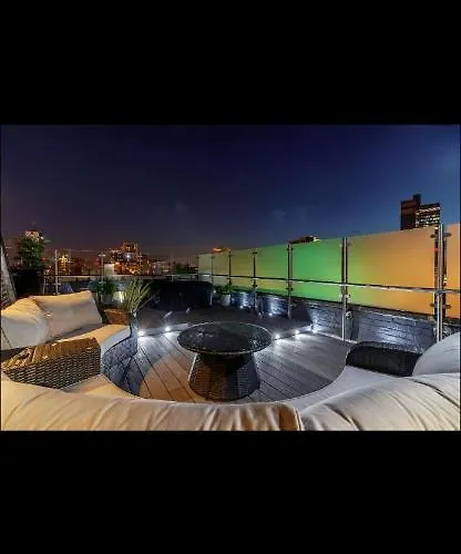 Swan Street Townhouse Hot Tub & Roof Terrace Aparthotel Manchester