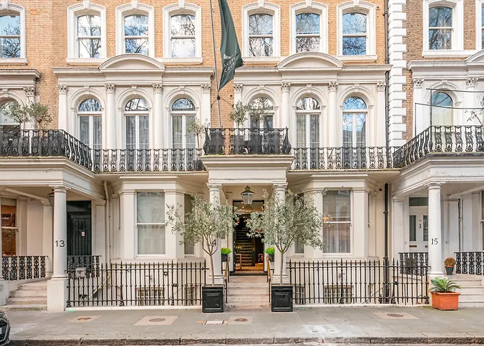 Claverley Court Apartments Knightsbridge Londen
