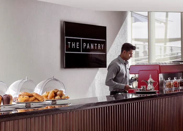 Avani Plus Palm View Dubai Hotel & Suites