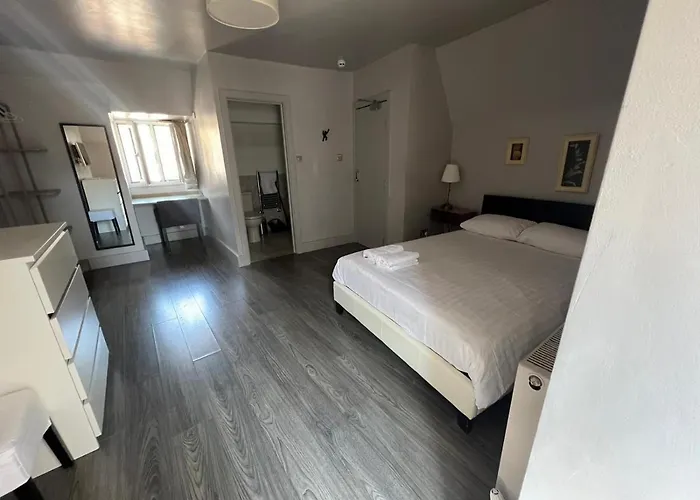 Petticoat Accommodations London