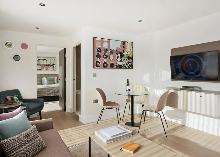 The Chronicle By Supercity Aparthotels London