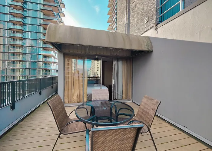 Divya Sutra Suites On Robson Downtown Vancouver