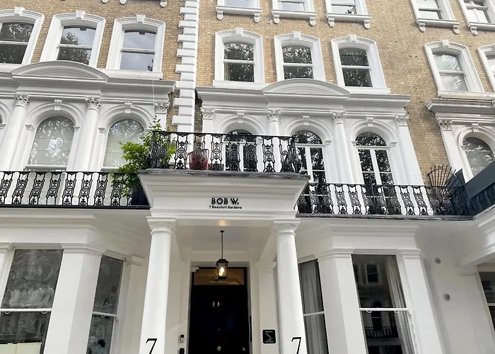 Gulaid House Knightsbridge By Bob W London Aparthotel