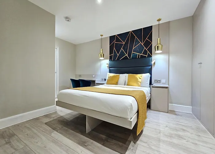 Nox Hyde Park Aparthotel London