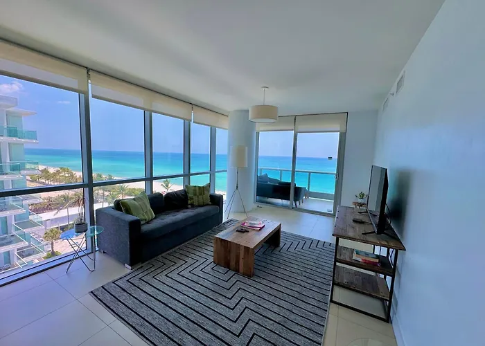 Monte Carlo Suites In Miami Beach