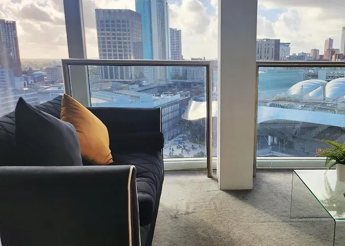 Cityscape Apartment In Birmingham With Self Checkin