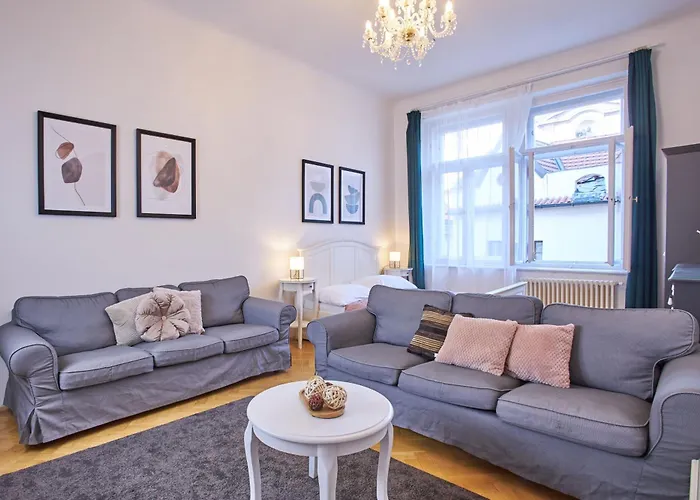 Charles Bridge Premium Residence Prague