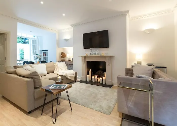 Spacious 1 Bed Sloane Square London