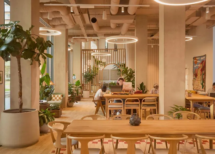 AparthotelsArk Canary Wharf