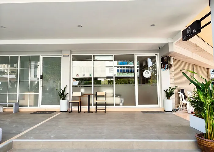 Ab House Aparthotel Bangkok